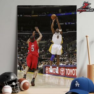 Kobe Bryant Iconic Jump Shot In 81 Points Game Versus Toronto Raptors Home Decor Poster Canvas
