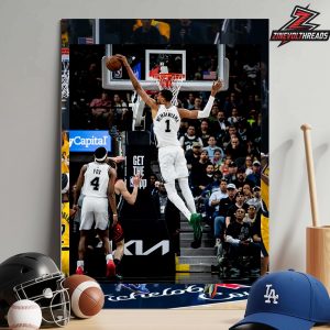 Victor Wembanyama San Antonio Spurs Definitely Block Moment Capture Photo In Match Versus Bulls NBA 2025-2026 Home Decor Poster Canvas